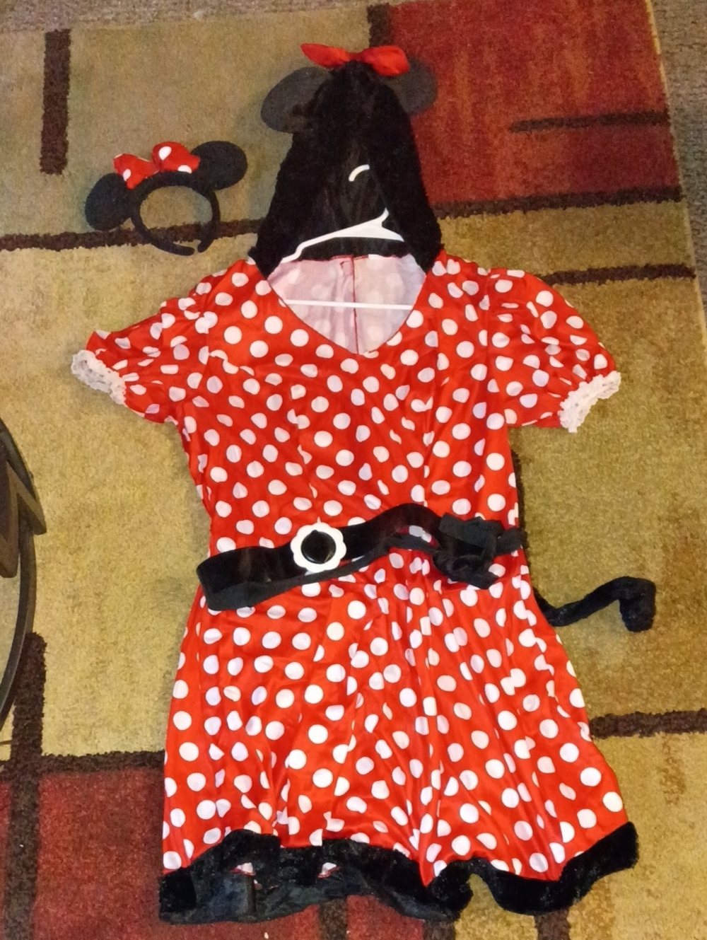 Minnie Mouse Halloween Costume Size L/XL (Adult Size Costume)